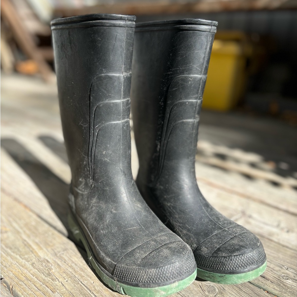 Rubber Boots Made in Canada